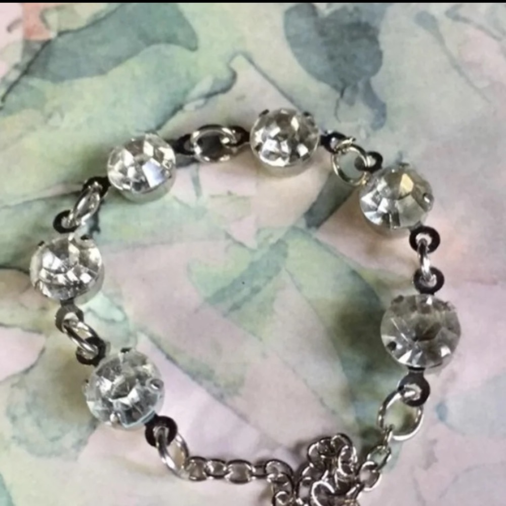New! Crystal Ankle Bracelet - Picture 4 of 13